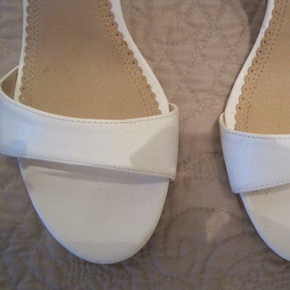 Marilyn-esque Slingbacks!! - Picture 3 of 6